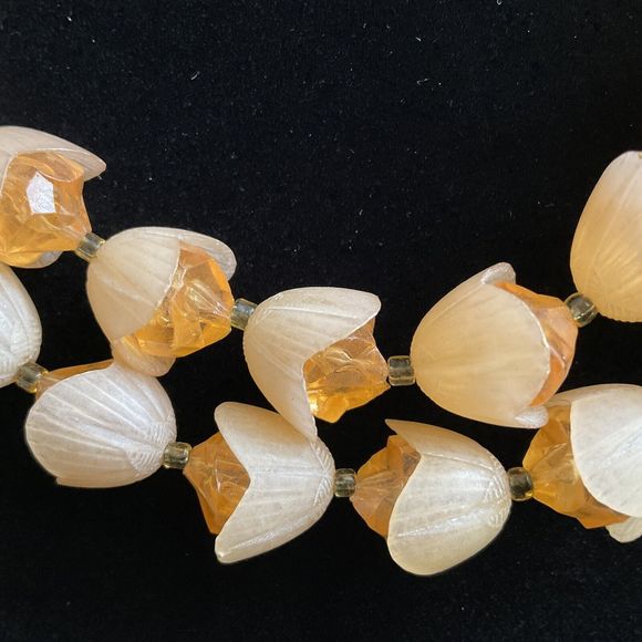 16" Double Strand Tulip 2 part Bead Choker Necklace and Clip Earrings Peach - Picture 7 of 7